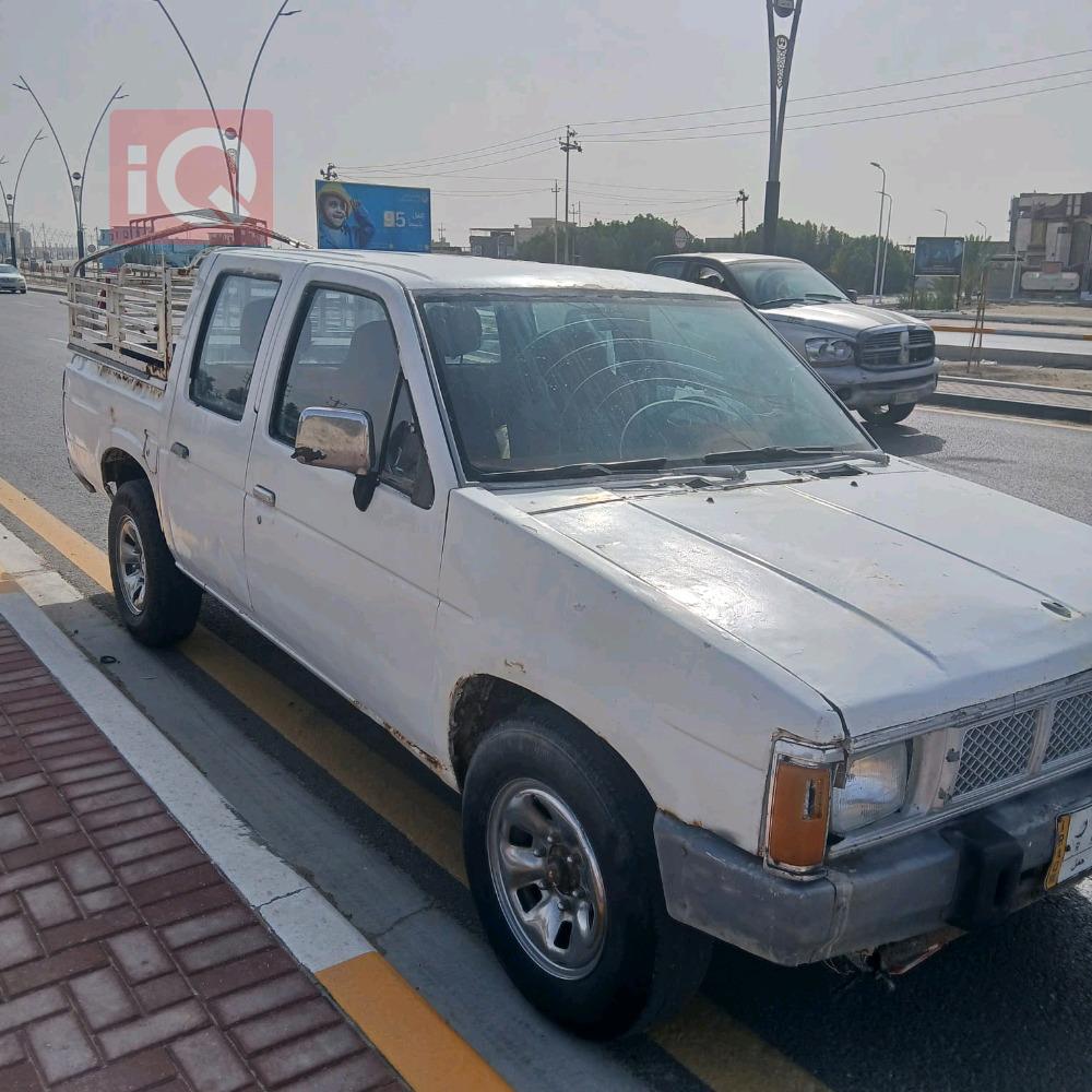 نيسان بيك اب